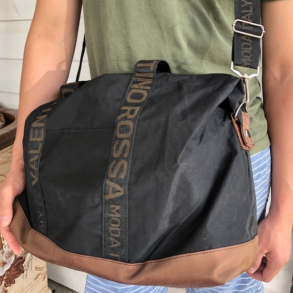 Valentino Travel Bag - Picture 2 of 7